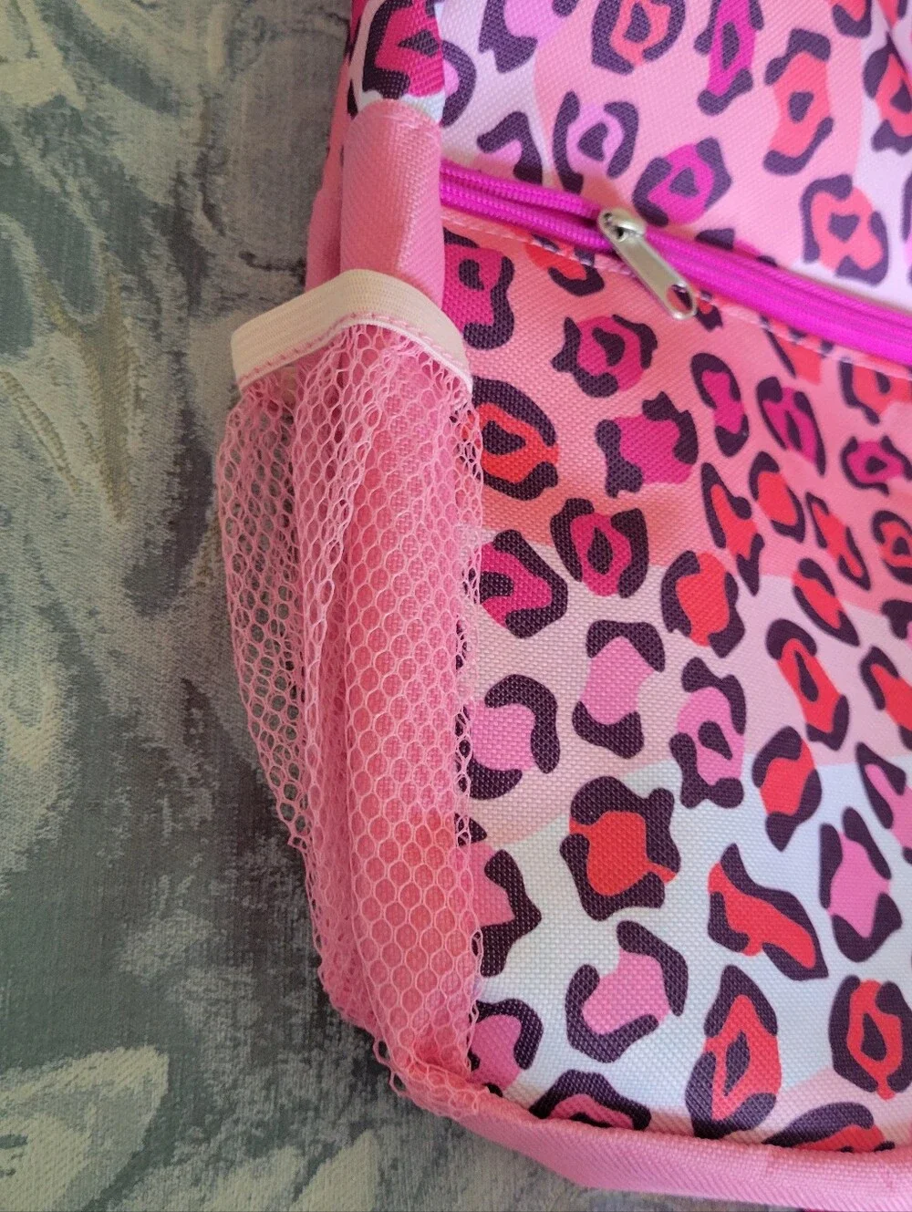 N/A bright pink